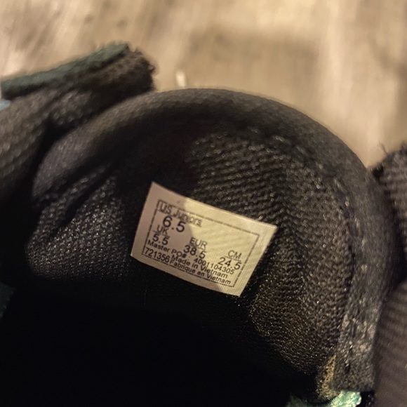 NWT VANS ComfyCush Galaxy Juniors Size 6.5 - Picture 12 of 14